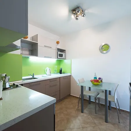 City Apartment *